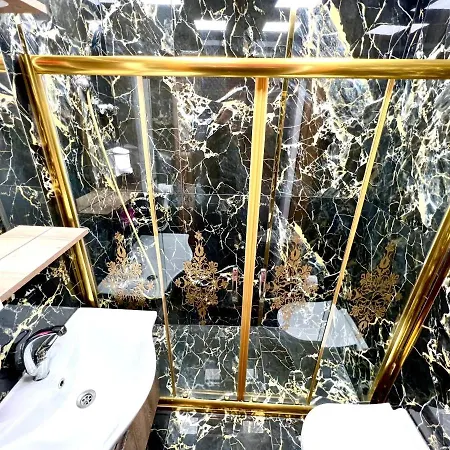 Levent Palace Rezidans Otel דירה