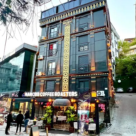Levent Palace Rezidans Otel דירה